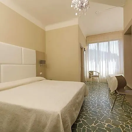 Battelli Hotel