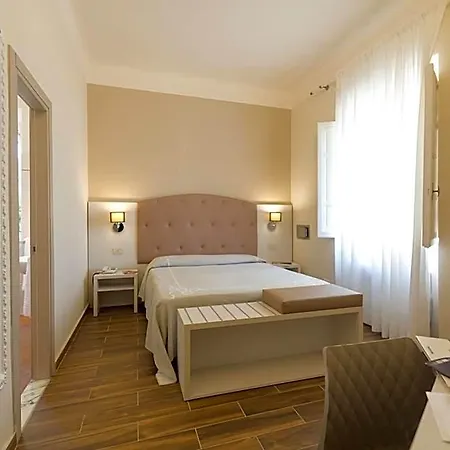 Battelli Hotel 3*